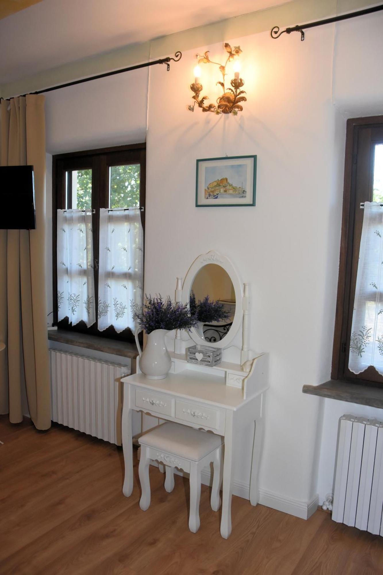 Guest House La Carolina Tigliole Bagian luar foto